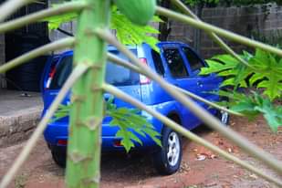 A picture of 2002 SUZUK SWIFT Swift