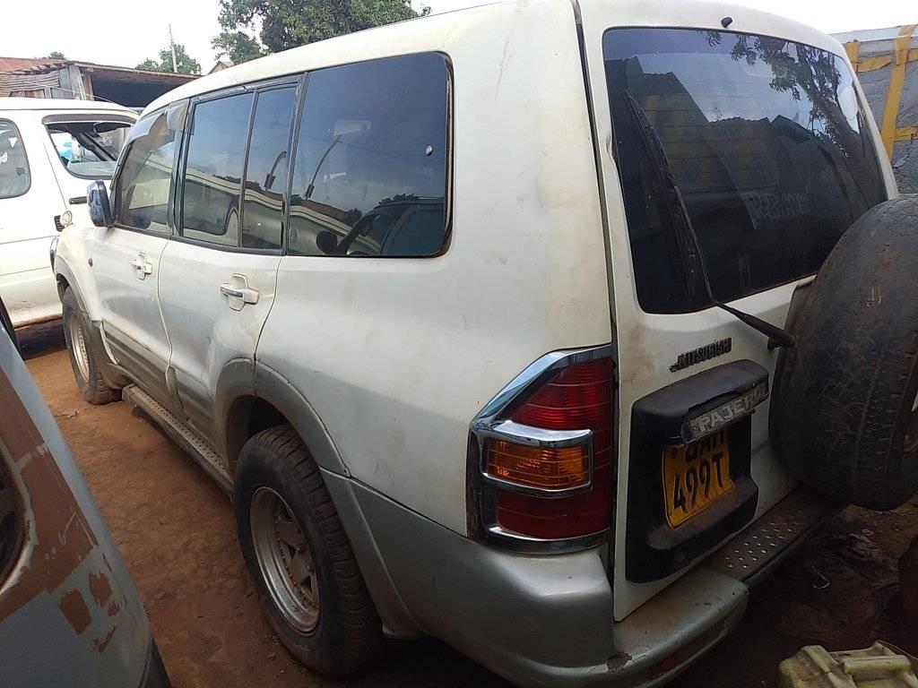 A picture of 1995 Mitsubishi Mitsubishi