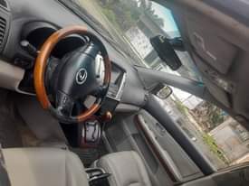 A picture of DEALER MARKET 2005 Rx330 Gear engine untempered ac comparssor need