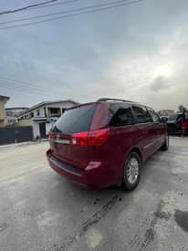 A picture of Registered 06 Toyota Sienna XLE