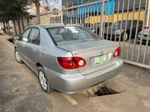 A picture of Toyota Corolla 2004