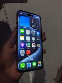 A picture of Iphone 15 pro max copy imenyooka mno gb512 bh100