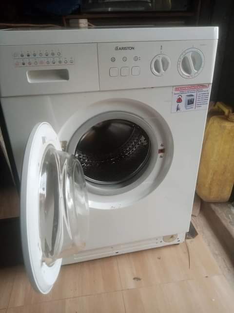 A picture of Washing machine