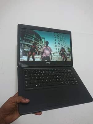 A picture of slim laptop Dell latitude core i5