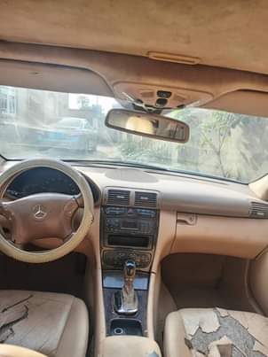 A picture of Mercedes c 230