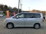 A picture of 2010 TOYOTA NOAH X L