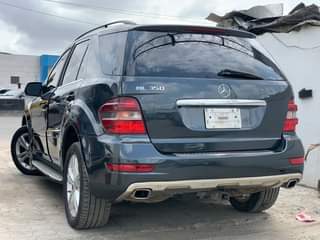 A picture of Distress sale 2010 ML 350 tokumbo Price 10 5m Location