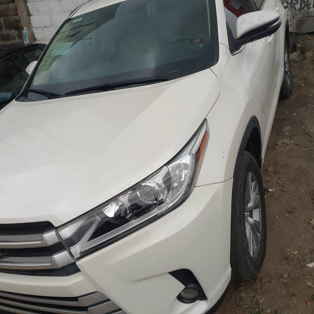 A picture of Toyota Highlander
