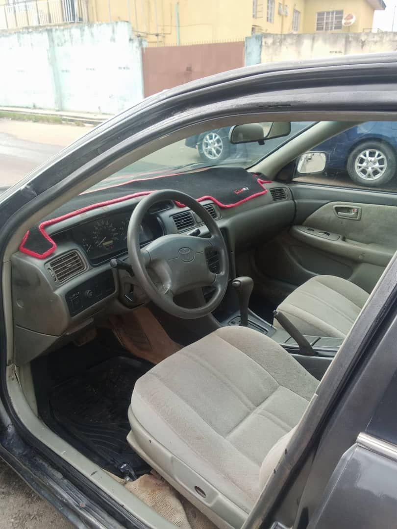 A picture of 2003 Camry 2003
