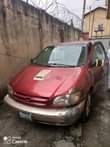 A picture of Fastest fingers for dealer in Lagos State Toyota sienna 2000model
