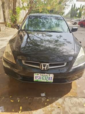 A picture of Honda Accord 2003 model aka EOD 4 sale Neat body