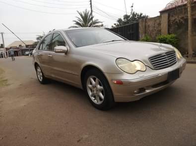 A picture of Firstbody Mercedes Benz c320 Untempered engine Location is kaduna Ac