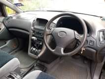 A picture of Toyota Harrier 14 5m