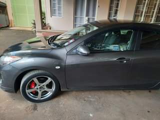 mazda axela
