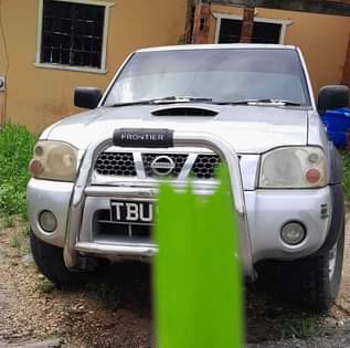 nissan frontier