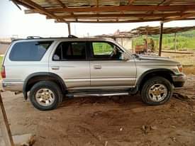 A picture of Super neat Nigerian used Toyota 4Runner 1999 edition