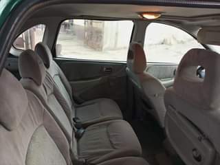 A picture of Nissan Tino