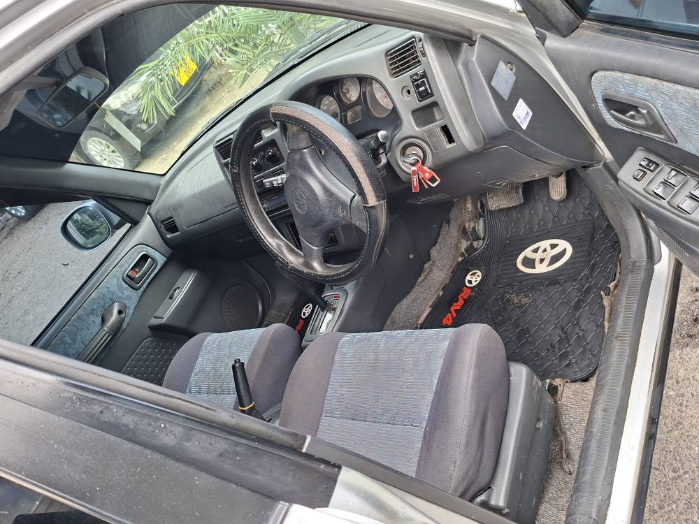 A picture of TOYOTA RAV4