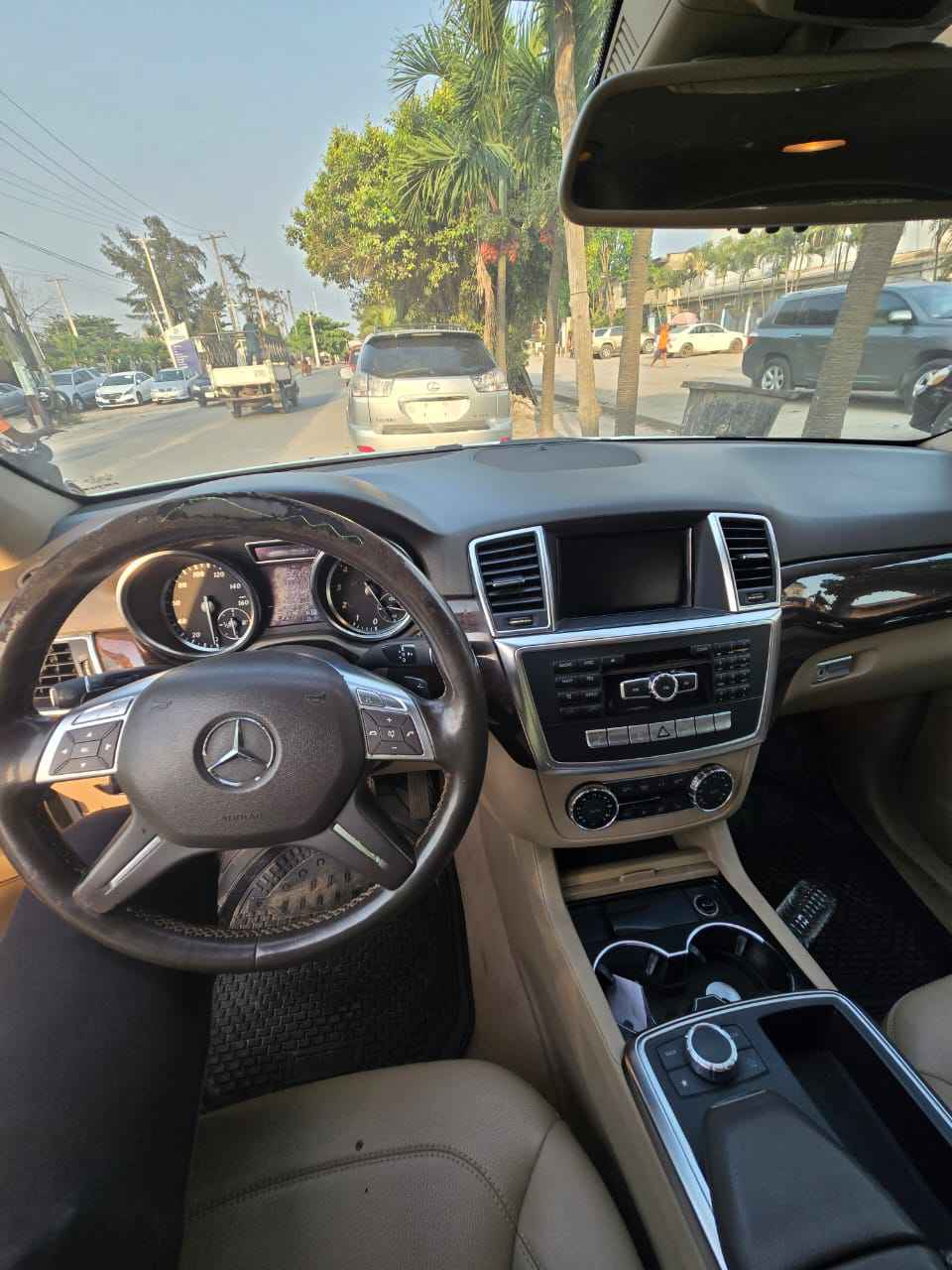 A picture of 2012 Hyundai sonata
