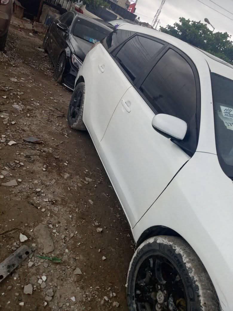 A picture of Toyota matrix