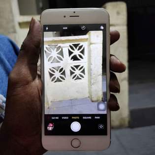 A picture of iPhone 6 Plus 128gb bei 170 000 0655695769 finger NO