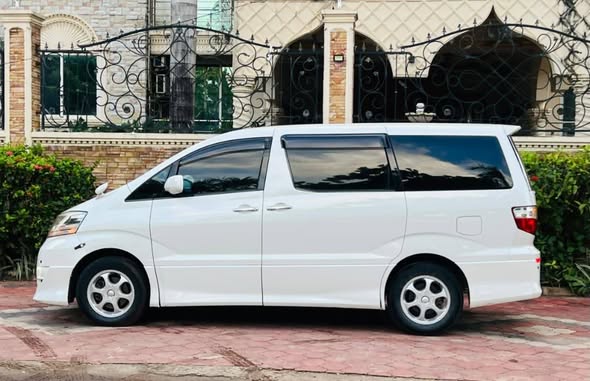 A picture of TOYOTA ALPHARD BEI 20 8M 0789200764