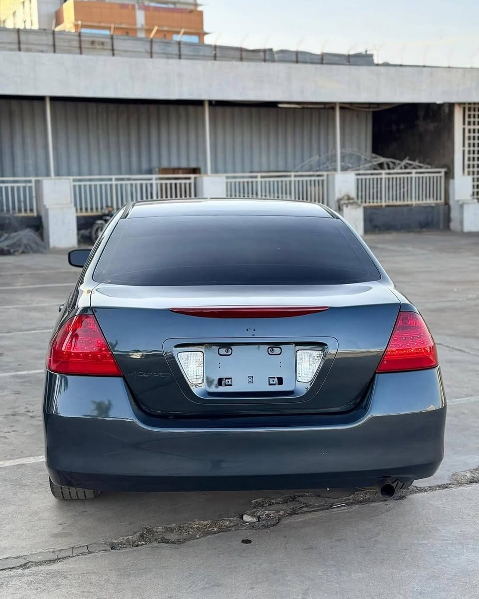 A picture of One Last unit of Near Belgium Grade 07 Honda Accord