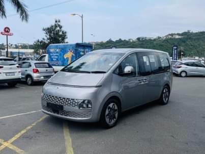 hyundai staria