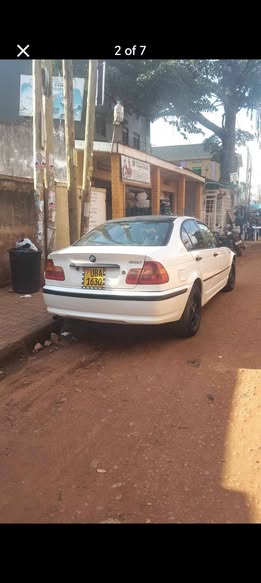 A picture of BMW 2003