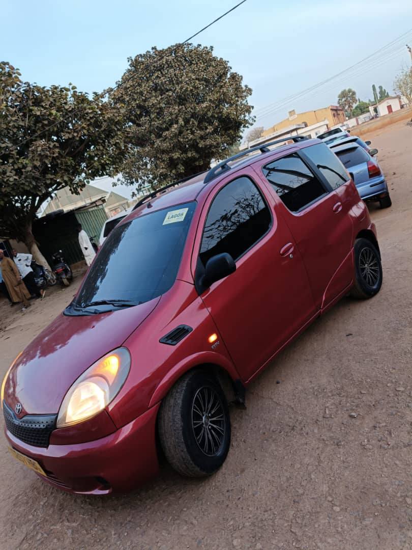 A picture of TOYOTA YARIS