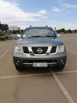 A picture of Nissan pathfinder with full service history and dekra certified 2