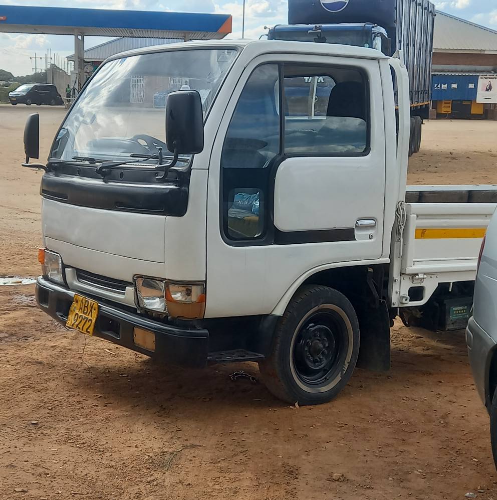 classifieds/cars nissan
