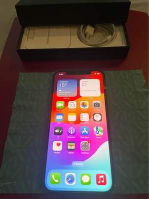 iPhone M.