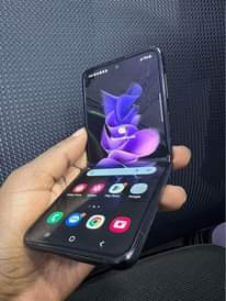 A picture of Flip 3 Samsung