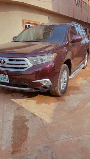 A picture of Highlander 011 012