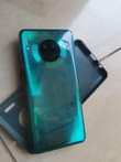 A picture of huawei mate 30