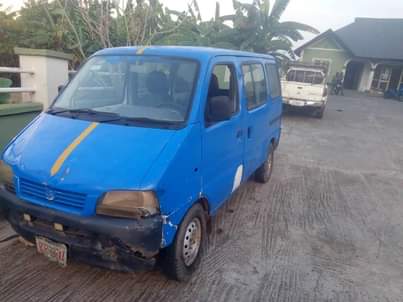 A picture of Mini bus