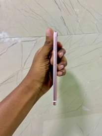 A picture of iPhone 6s Plus 128GB