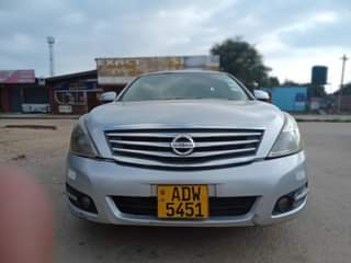 classifieds/cars nissan