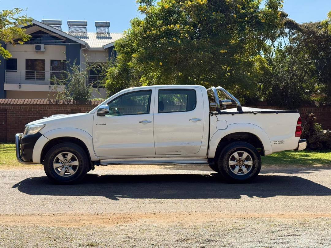 used toyota hilux