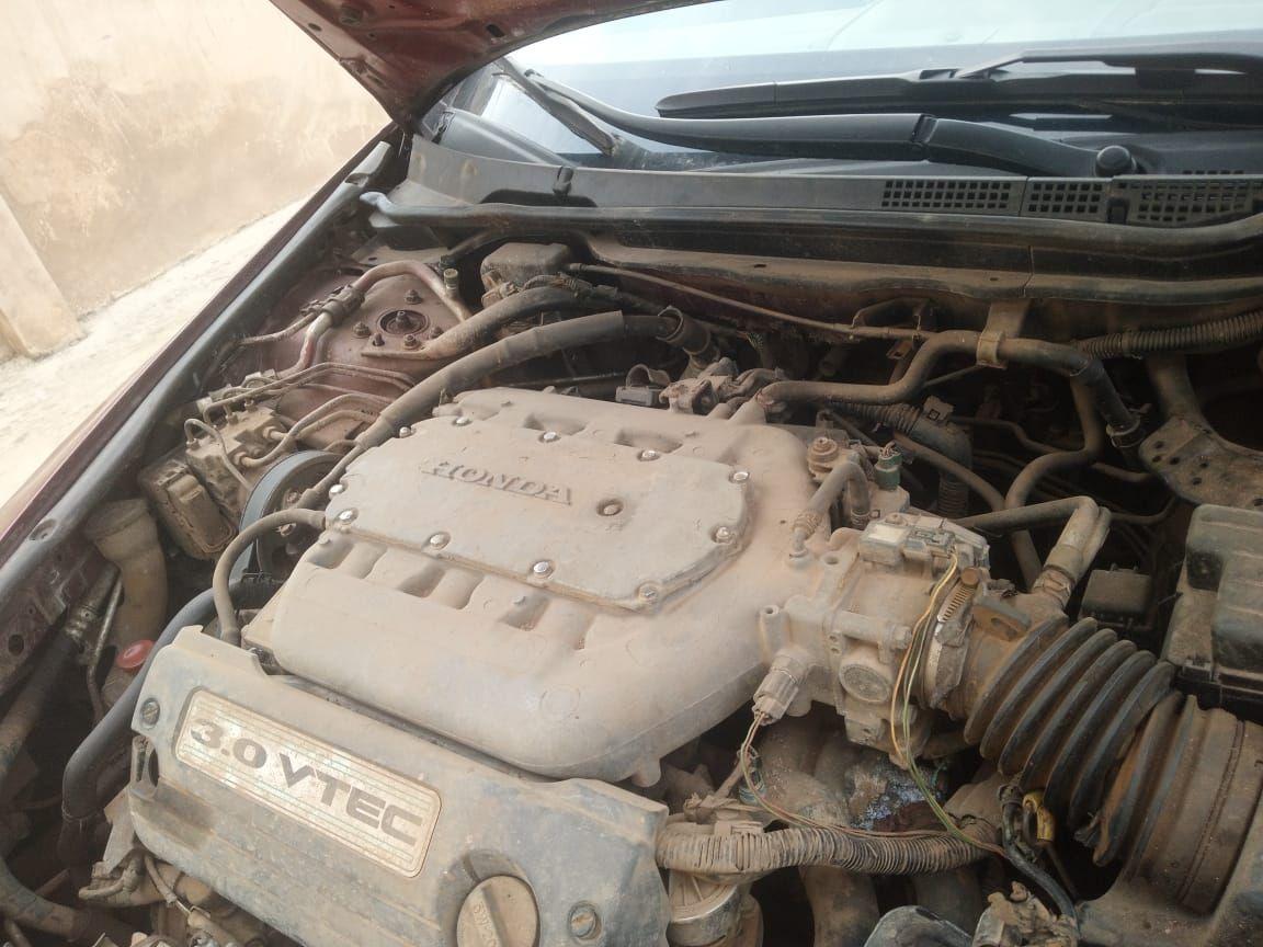 A picture of 2004 Honda eod