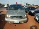 A picture of Toyota Sienna 2001 model for sale Clean first body and