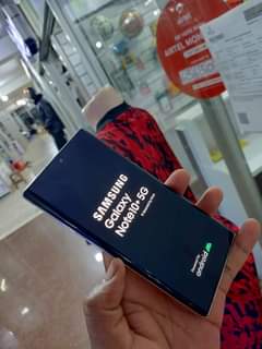 A picture of SAMSUNG NOTE 10 PLUS 5G