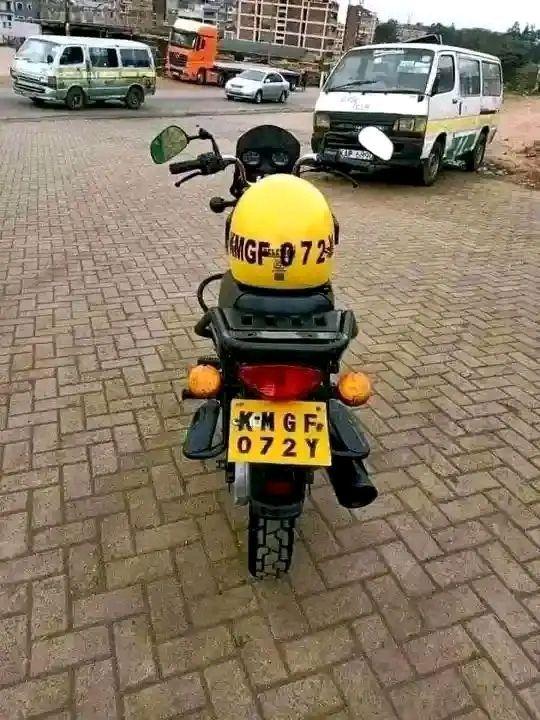 bajaj boxer