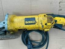 A picture of HEAVY DUTY ANGLE GRINDER Hizi ni kubwa kwa kazi kubwa