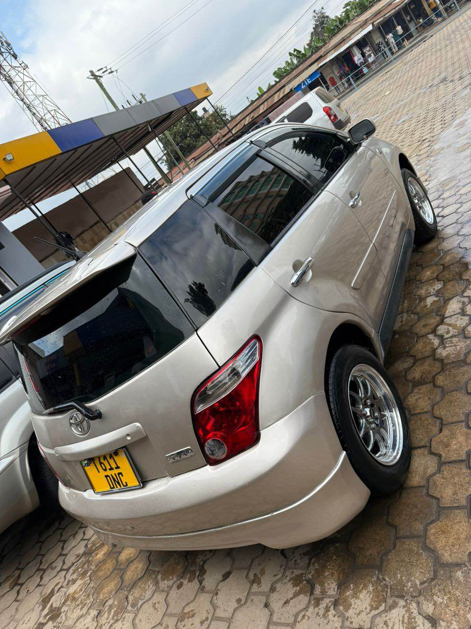 used toyota ist