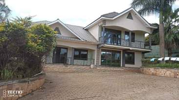 A picture of  Bank_sale_360M_Ugx BUZIGA SALAAMA Rd munyonyo. Flat house of 5_Bedrooms