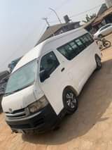 A picture of Hummer bus