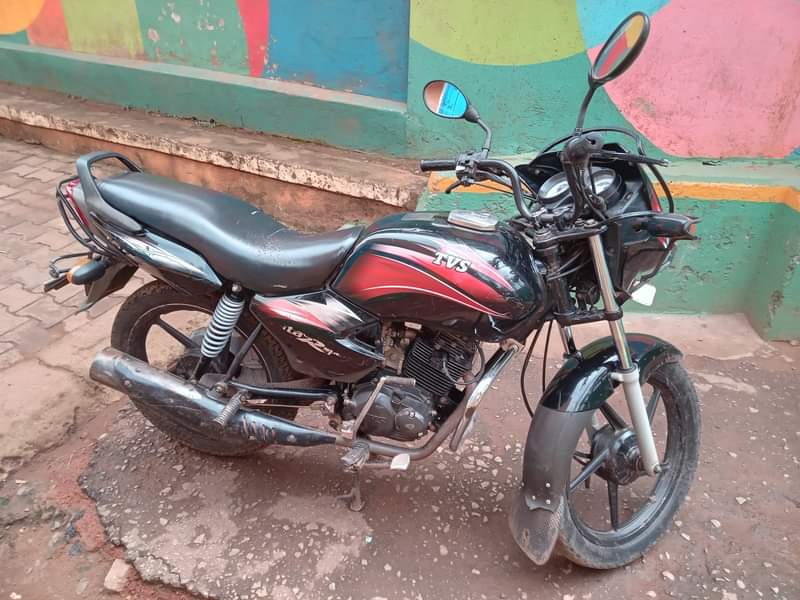 A picture of Quick sale 1 7m Call WhatsApp 0750332168 0788981232