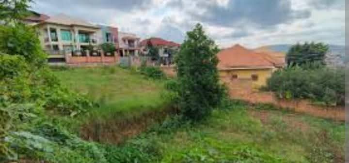 ibibanza bigurishwa